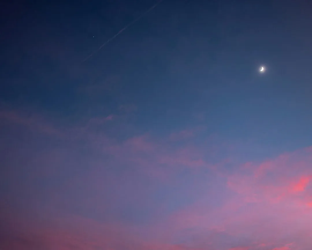 Conjunções Planetárias Raras: Quando Planetas Quase se Tocam no Céu e Como Registrar o Momento