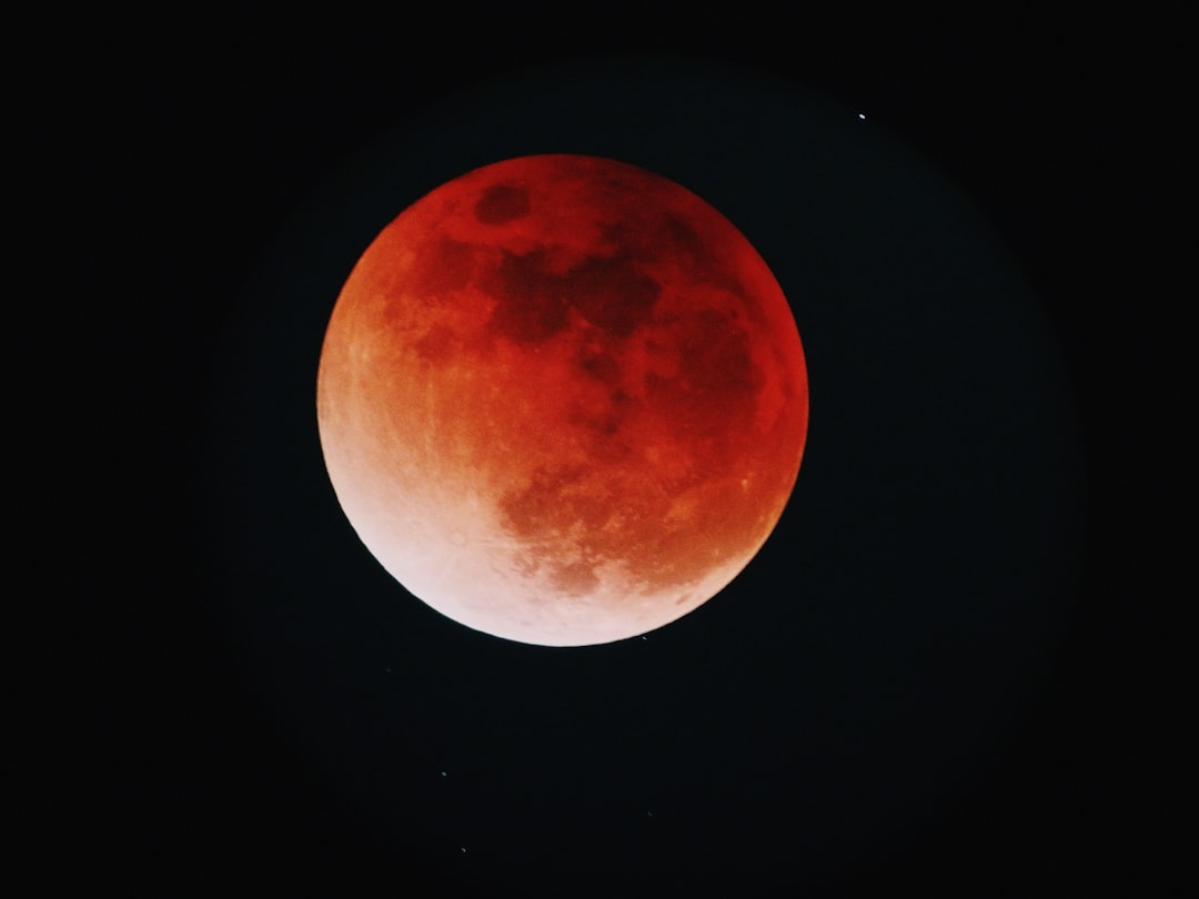 Eclipse Lunar: Como Observar, Fotografar e Entender o Fenômeno da Lua Vermelha