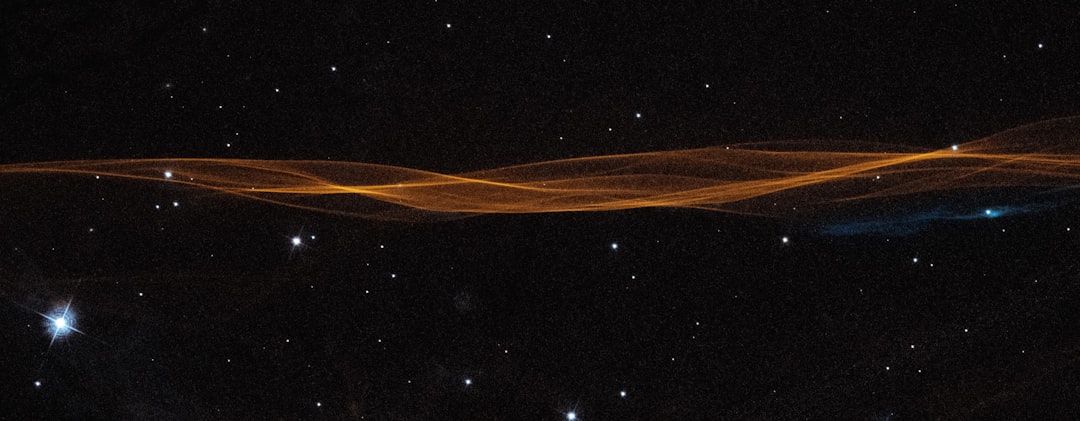 Quasares: Os Objetos Mais Brilhantes do Universo e o Que Eles Revelam